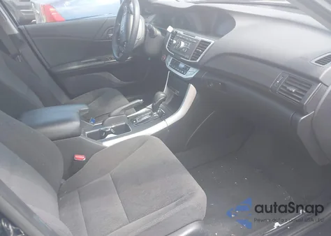 2015 Honda Accord Hybrid z USA, uszkodzony, nr VIN 1HGCR6F38FA000193